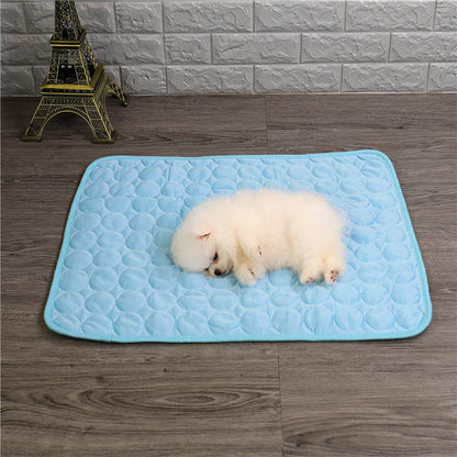 Cooling Mat for Pets - Instant Relief for Your Furry Friend