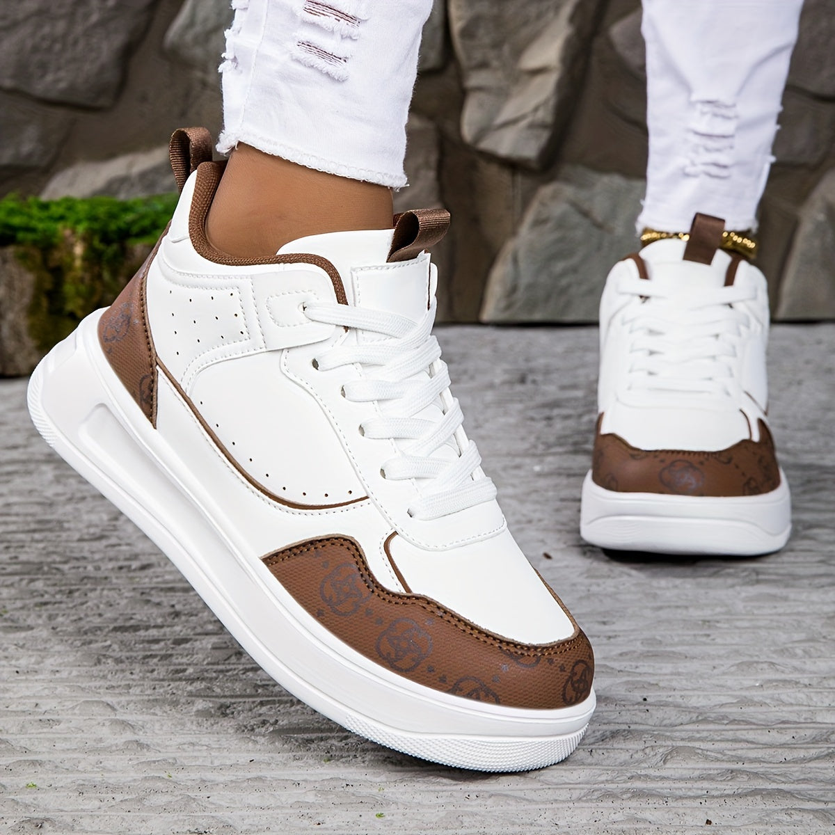Fashionable Ladies High Top Sneakers - OutfitLondon