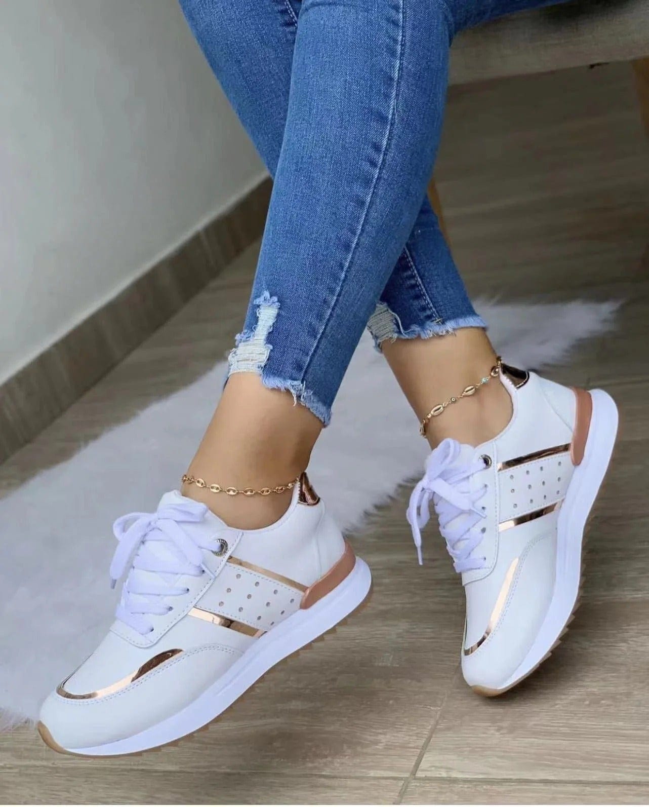 Supportive Athletic Shoes for Everyday Use