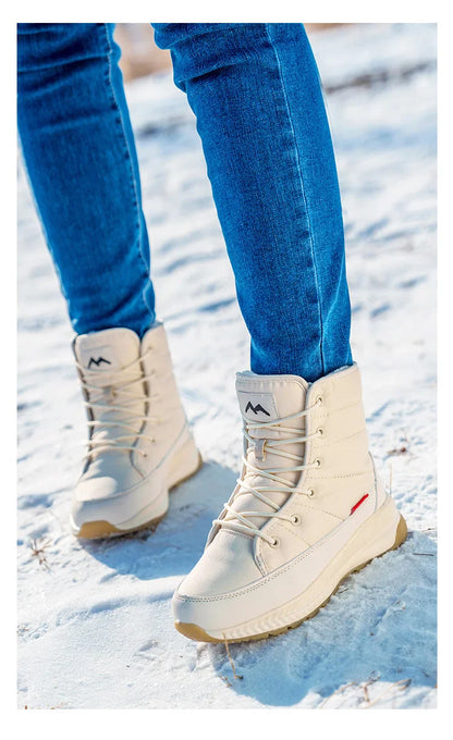 Warm Insulated Snow Boots with Laces