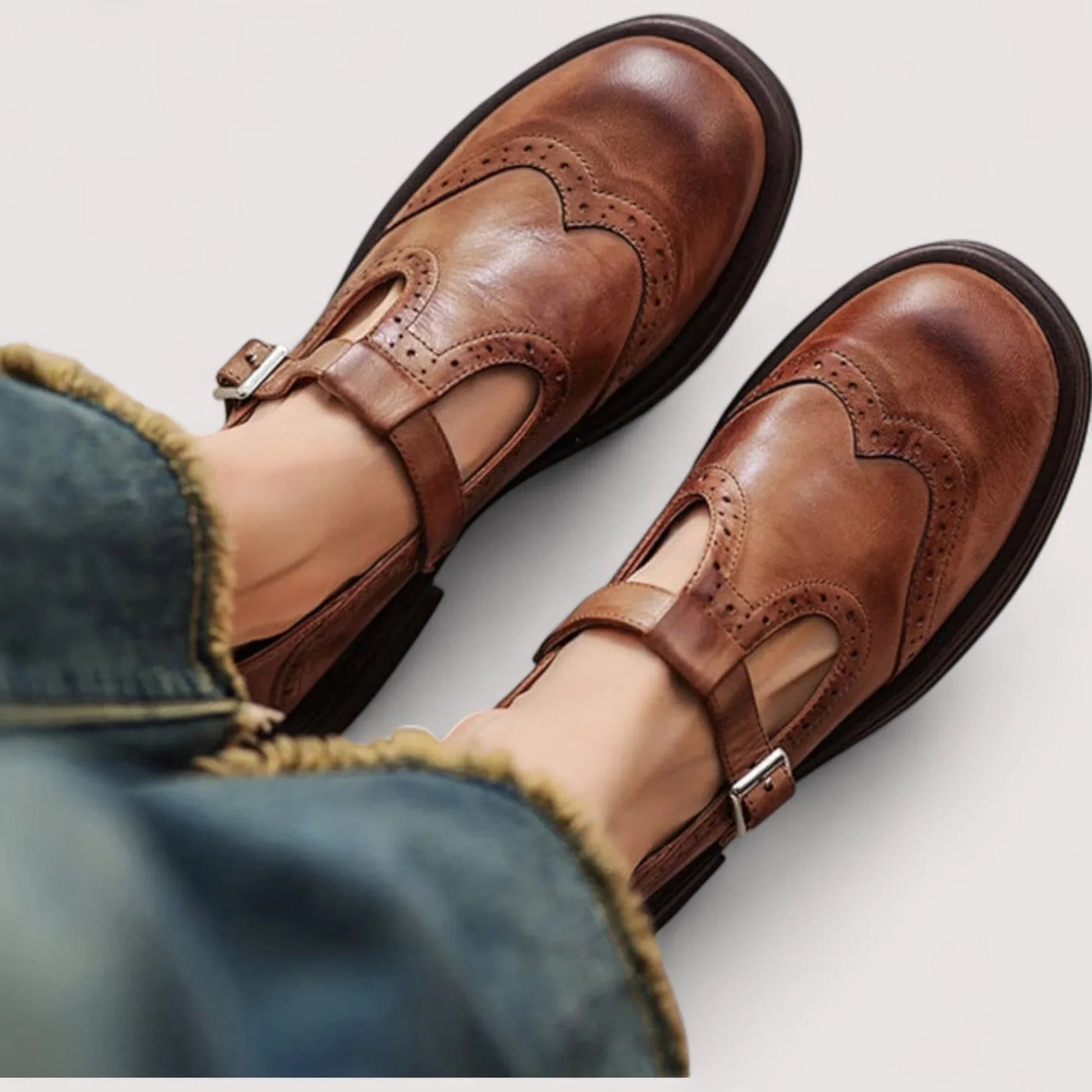 Comfortable Supportive Oxford Shoes - OutfitLondon