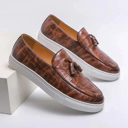 Luxury Leather Loafer - Classic, Comfortable & Sleek - OutfitLondon