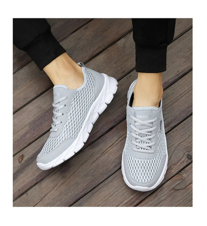 Supportive Men's Running Shoes for Flat Feet