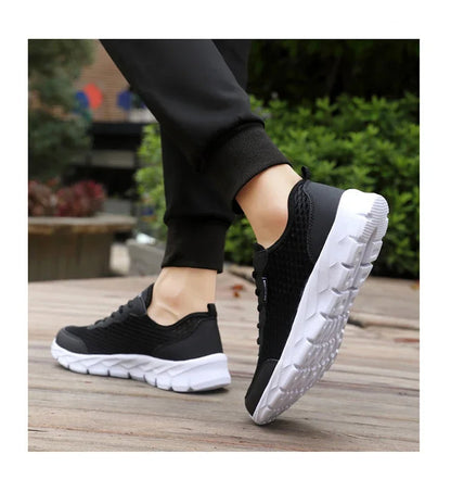 Supportive Men's Running Shoes for Flat Feet