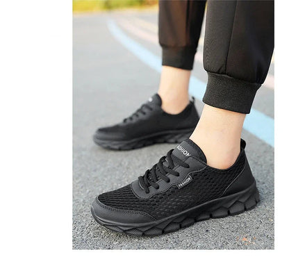 Supportive Men's Running Shoes for Flat Feet