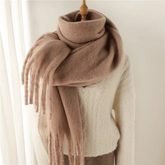 Warm Plush Cashmere Scarf with Tassels - OutfitLondon