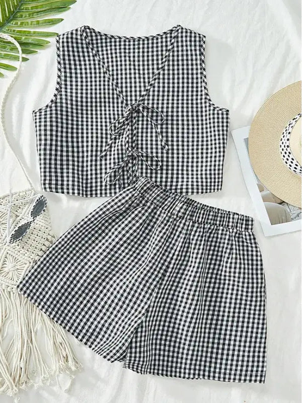 Women's Stylish Tank Top and Shorts Outfit Set