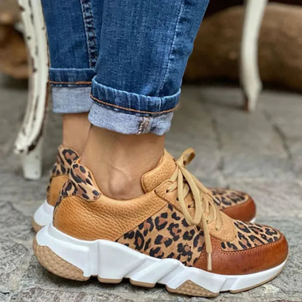 Casual Vulcanized Leopard Sneakers with Thick Soles