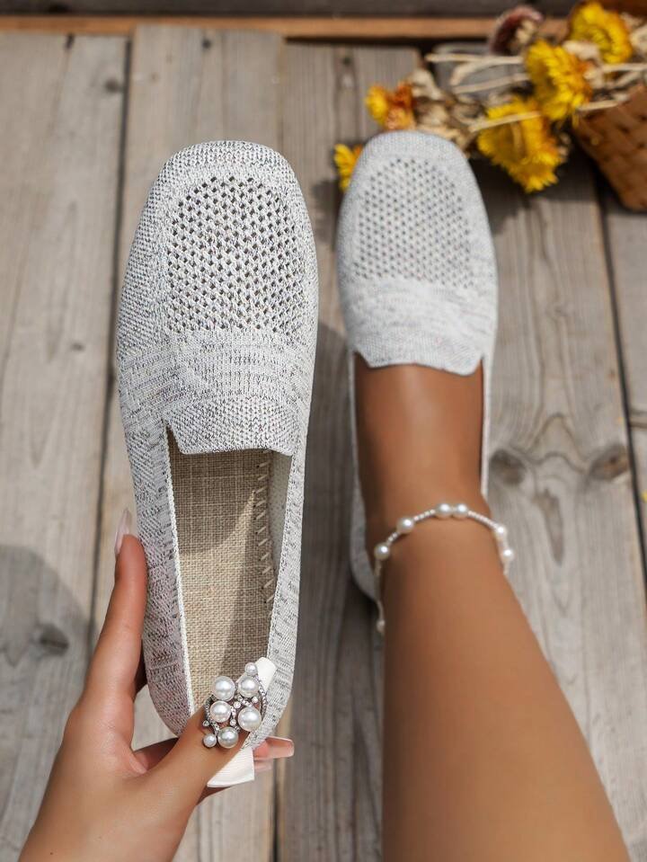 Step-In Elegance: Orthopedic Non-Slip Flat Shoes - Comfort Meets Style