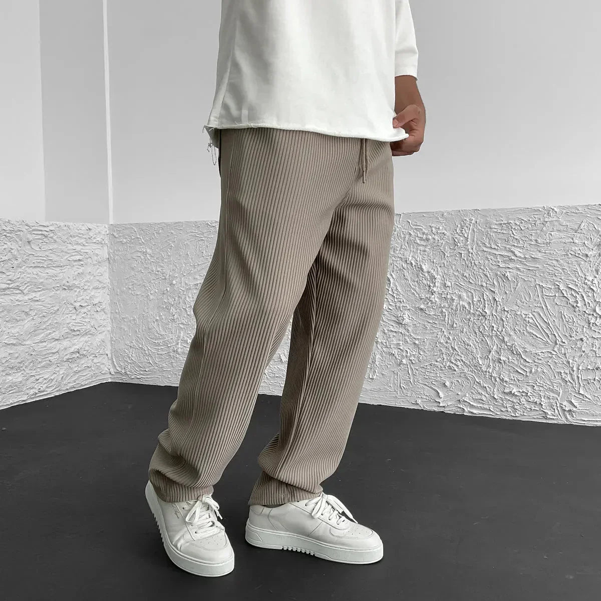 Comfortable Mens Loose Fit Drawstring Trousers