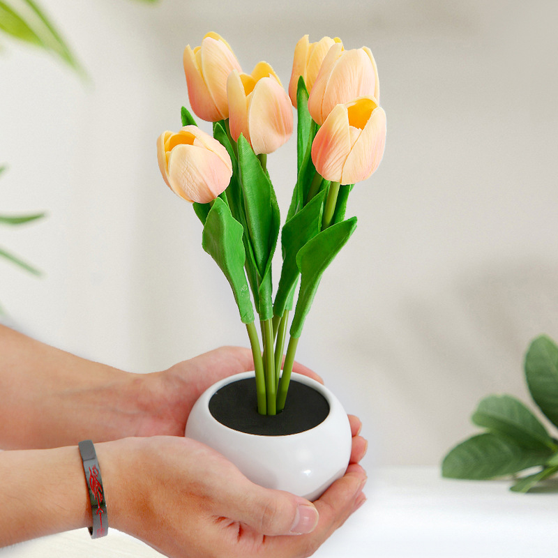 TulipGlow LED Tulip lamp