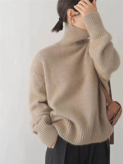 Soft Women's Cashmere Turtleneck Sweater