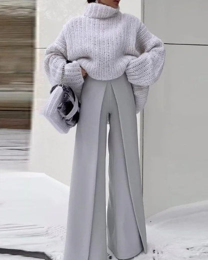 Soft Women's Warm Crew Neck Knitted Sweater - OutfitLondon