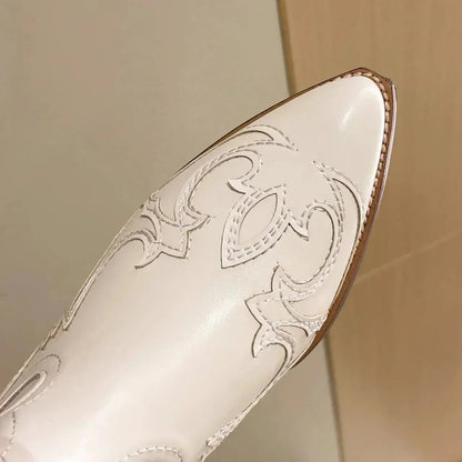 Cowboy Boots – Embroidered Leather – Western Chic Style