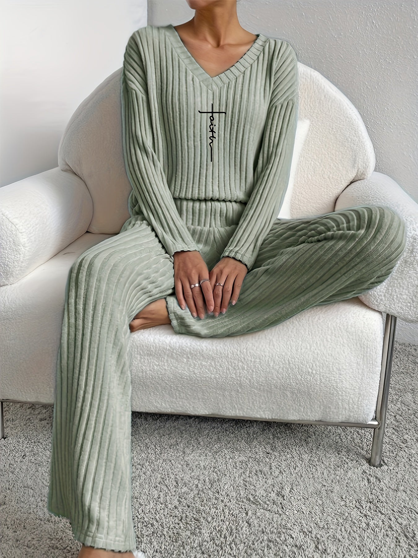 Soft Women's 2 Piece V Neck Casual T Shirt Set