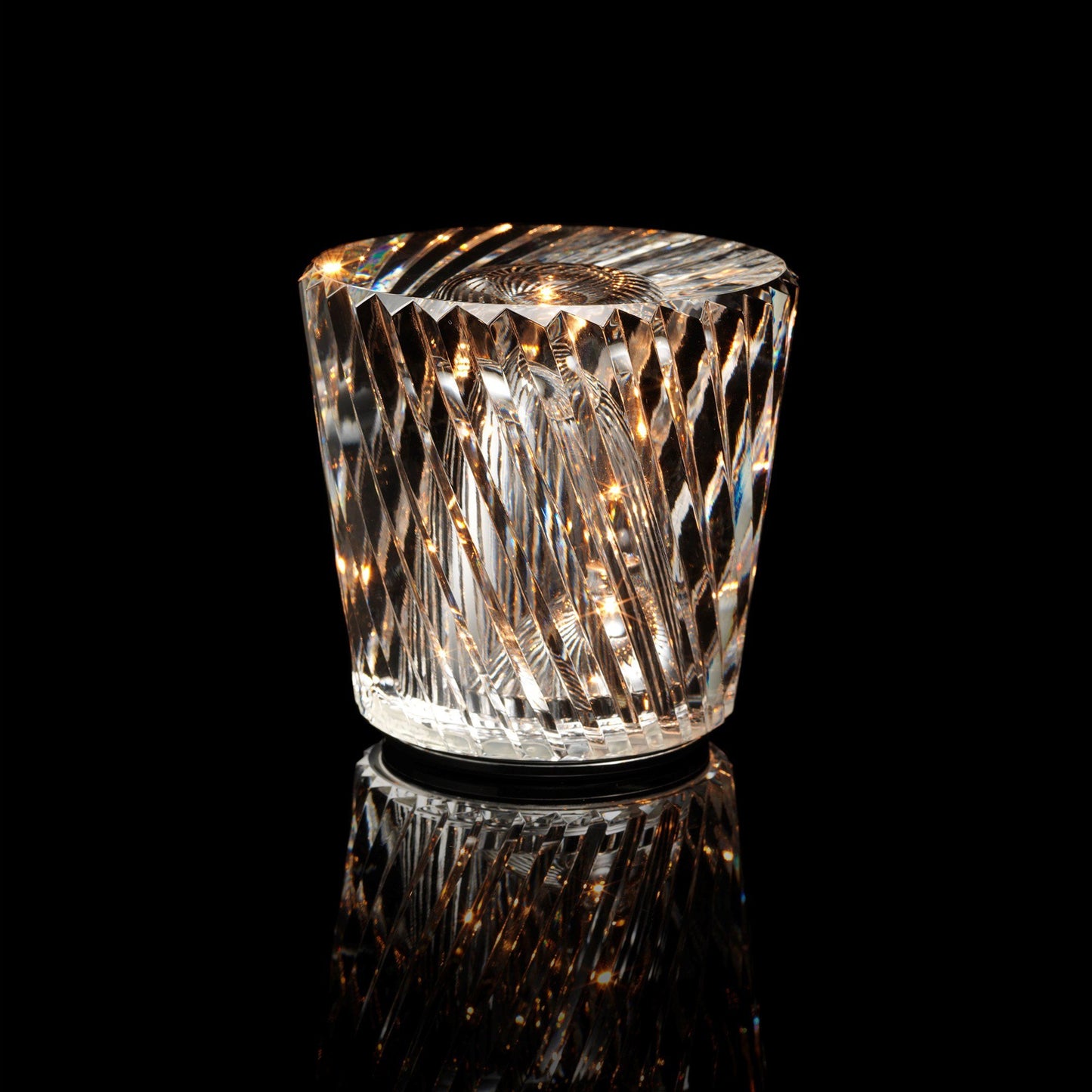 Xtal Becrux Table Lamp