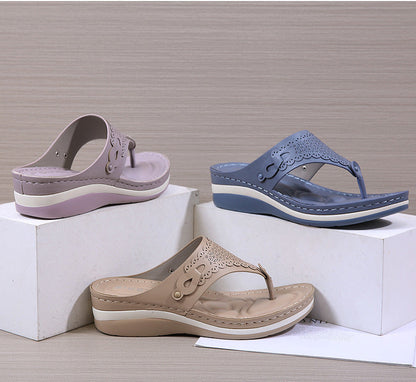 Lightweight Vintage Massage Flip-Flops