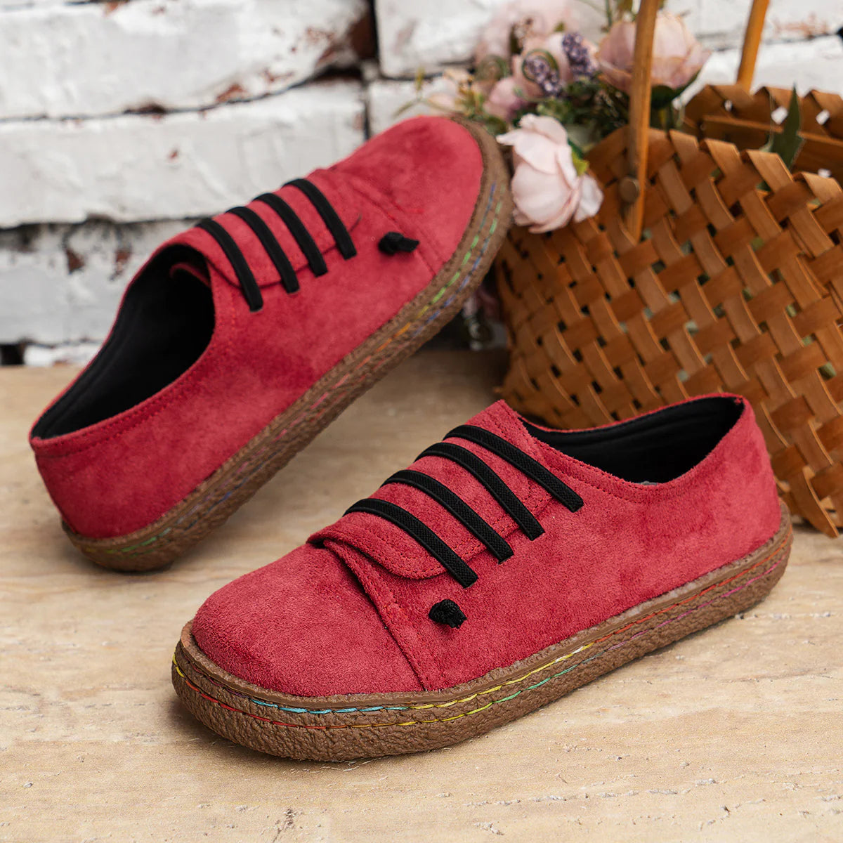 Women's Lightweight Slip-ons with Elastic Laces and Non-slip Sole