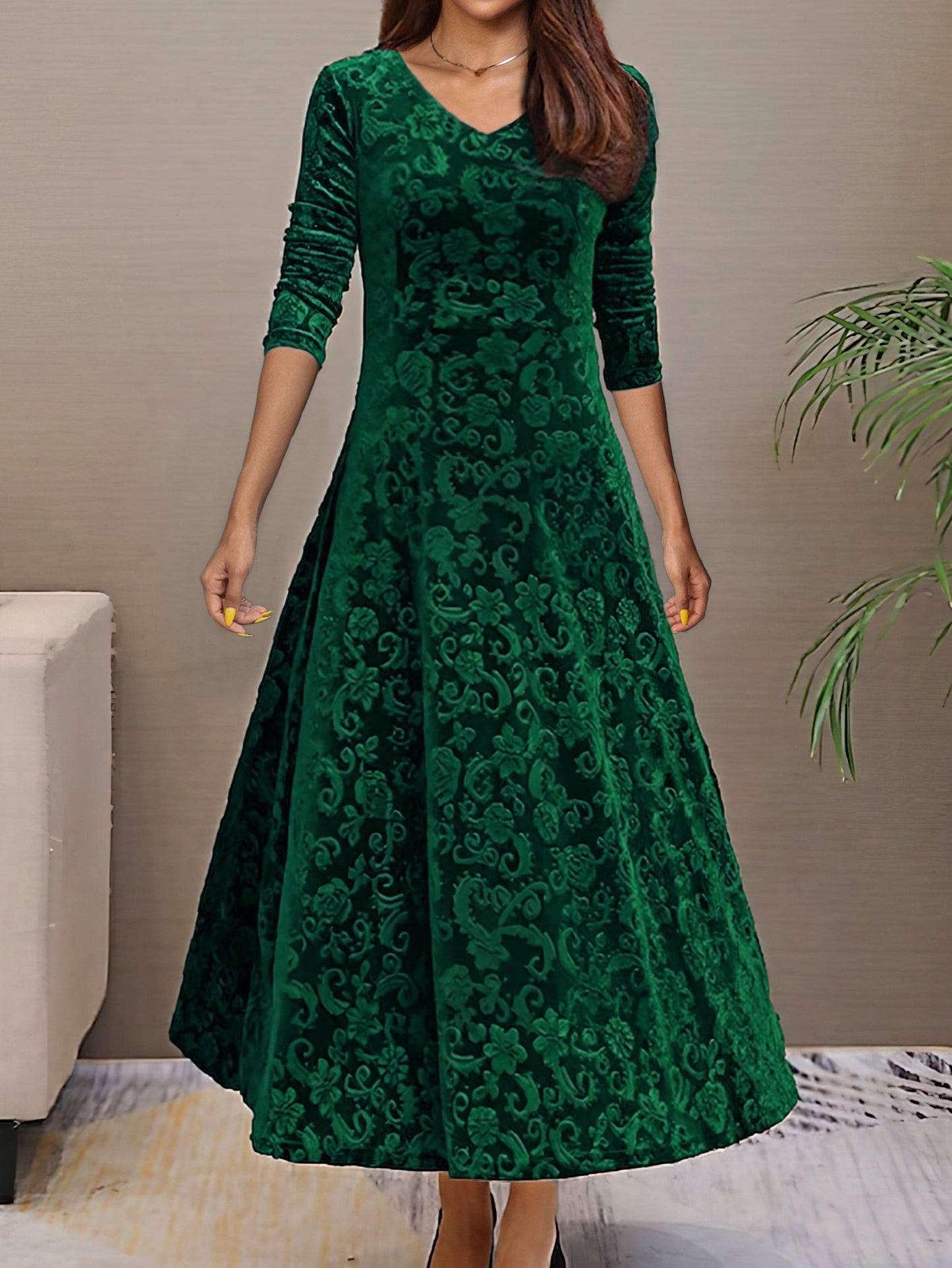 Luxurious Ladies Velvet Floral Formal Gown Dress