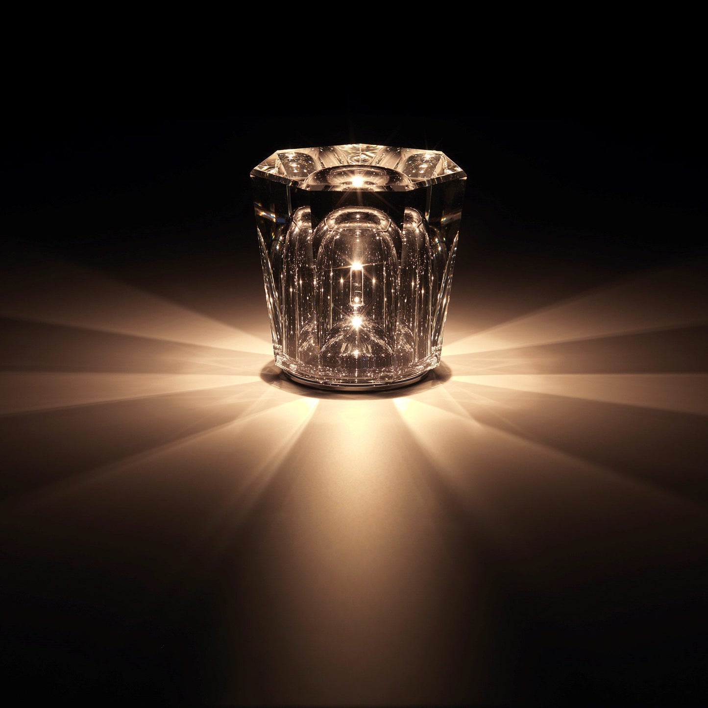 Xtal Becrux Table Lamp