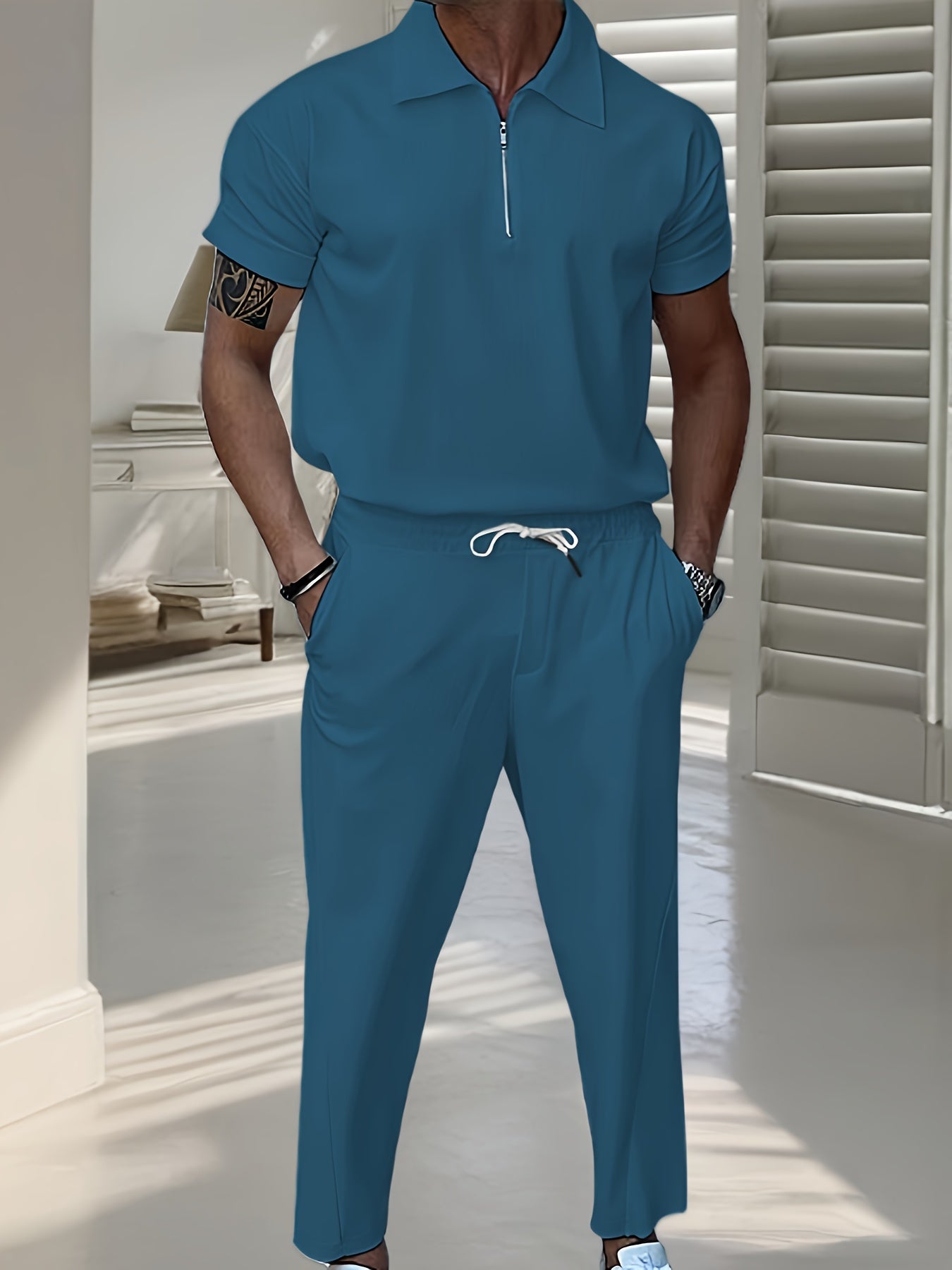 Comfortable Athletic Mens Tracksuit Casual Jogger Suit