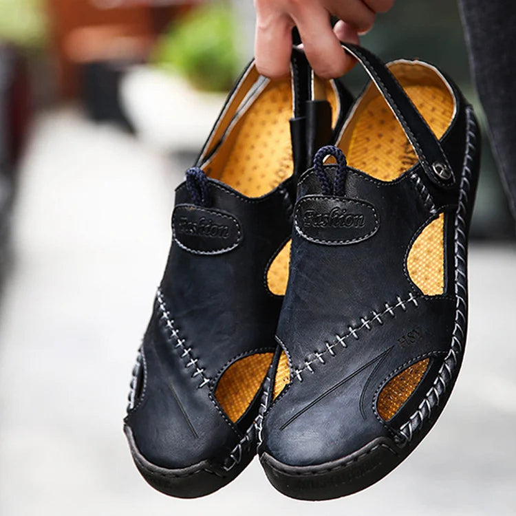 Men's Summer Hand Stitching Soft Outdoor Closed Toe Leather Beach Sandals Slippers
