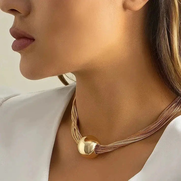 Timeless Luxury Pendant Necklace