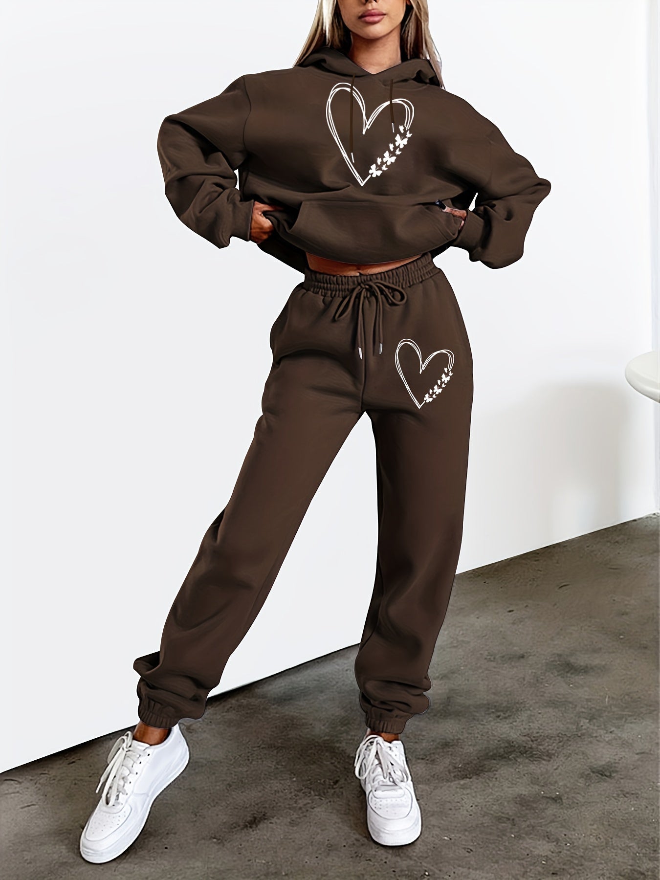Soft Women's Athletic Tracksuit Year Round Wear