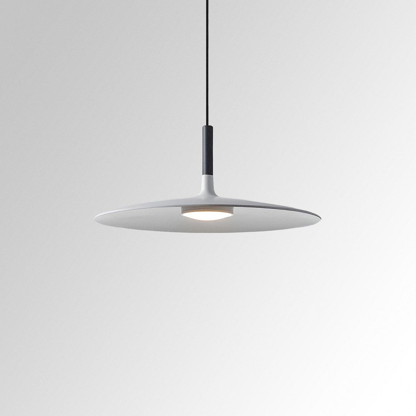 Classic Chic Pendant Lamp - OutfitLondon