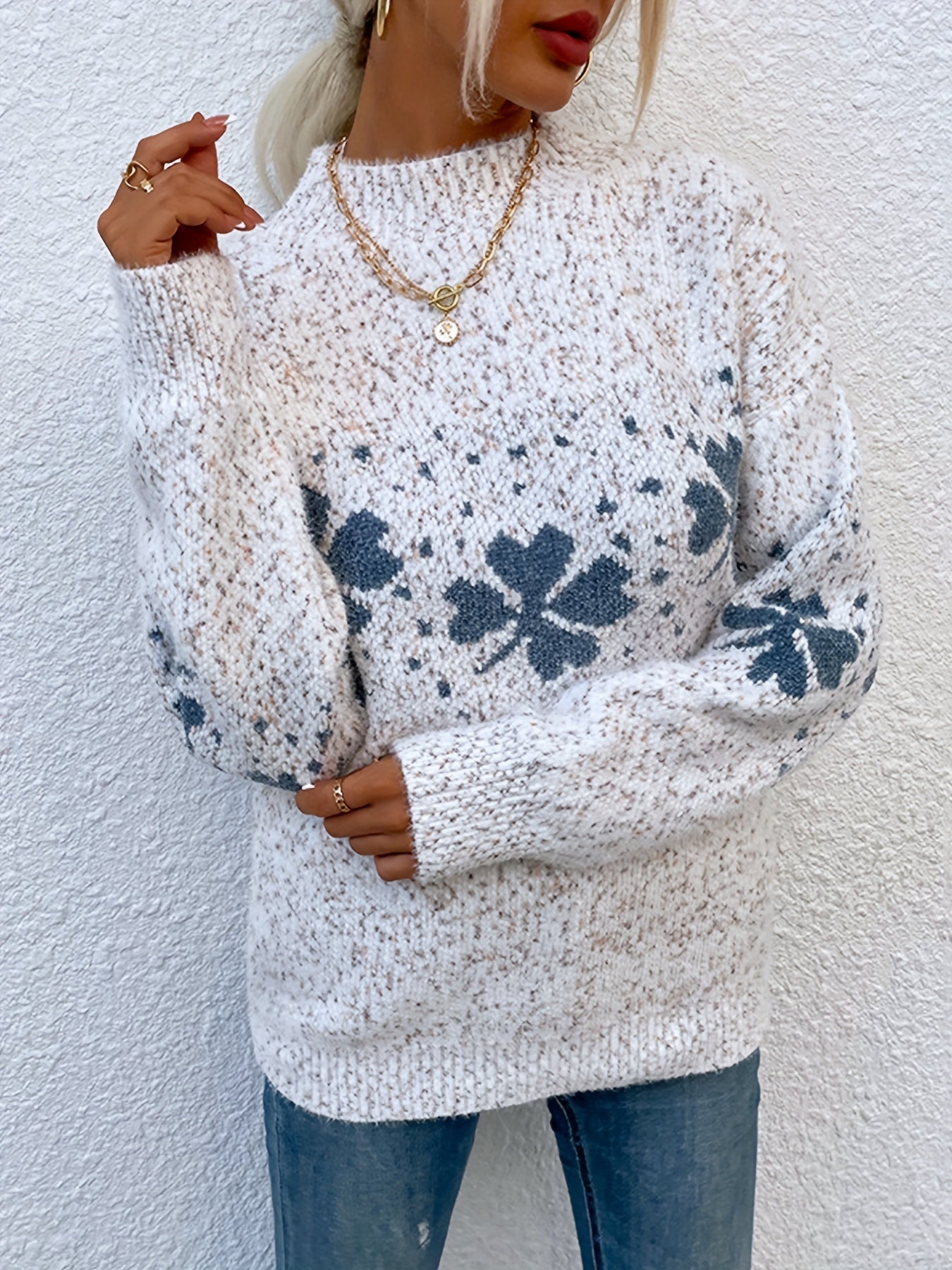 Lucky Green Clover Knit Sweater - OutfitLondon