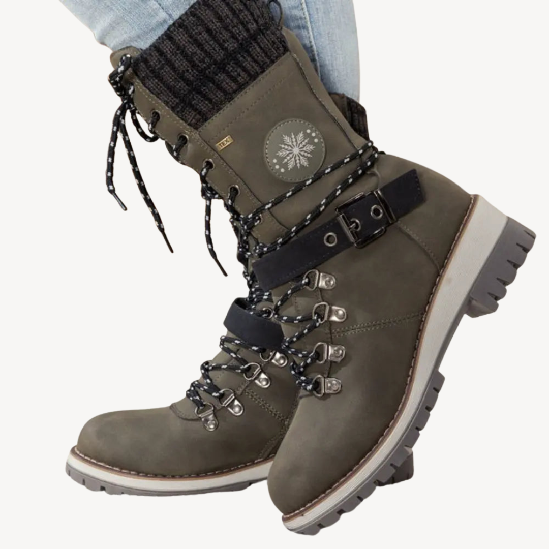 Comfortable Insulated Snow Boots for Women