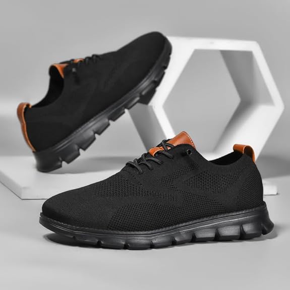 Black Athletic Shoes - Slim Fit & Cushioned Insoles