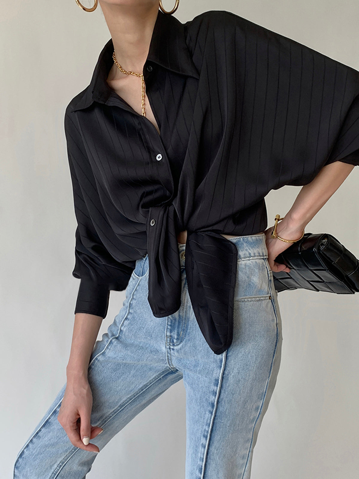 Holly | Oversized Holiday Clothes Button-Up Collared Shirt