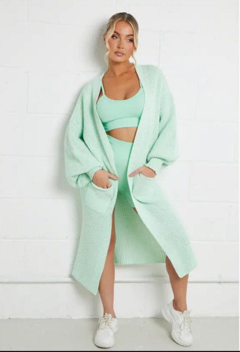 Soft Oversized Cable Knit Cardigan for Women