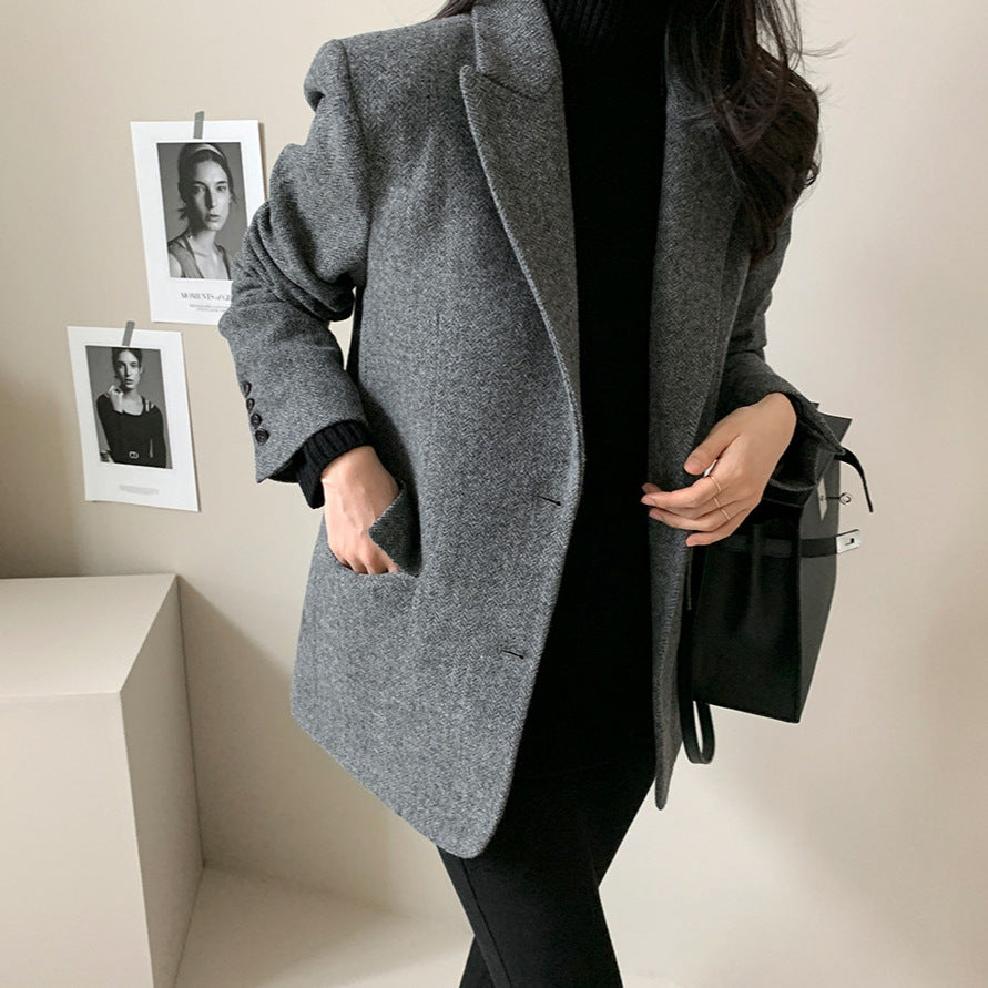 Fitted Grey Women's Coat with Pockets