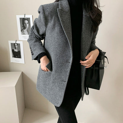 Fitted Grey Women's Coat with Pockets