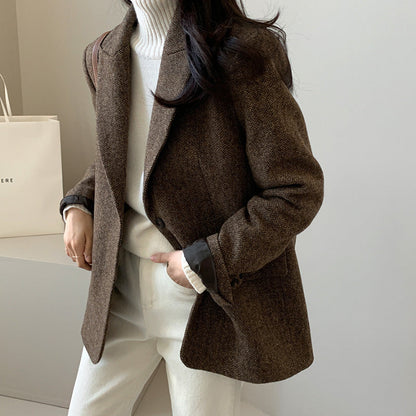 Fitted Grey Women's Coat with Pockets