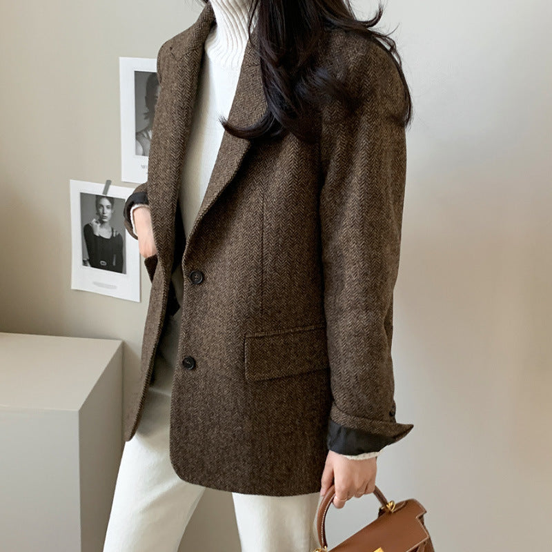 Fitted Grey Women's Coat with Pockets