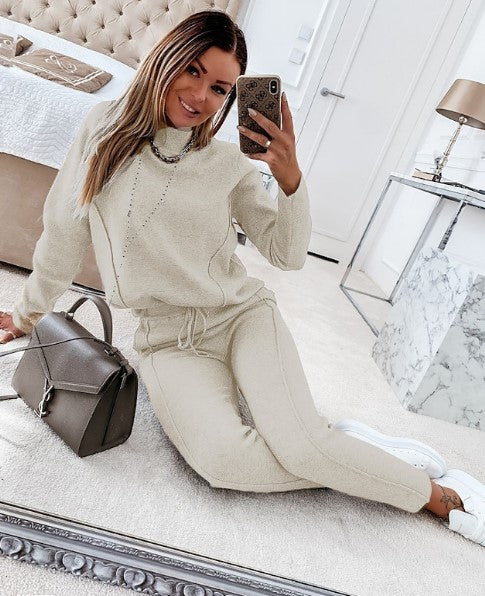 Comfy Women's Knit Jogger Suit Set