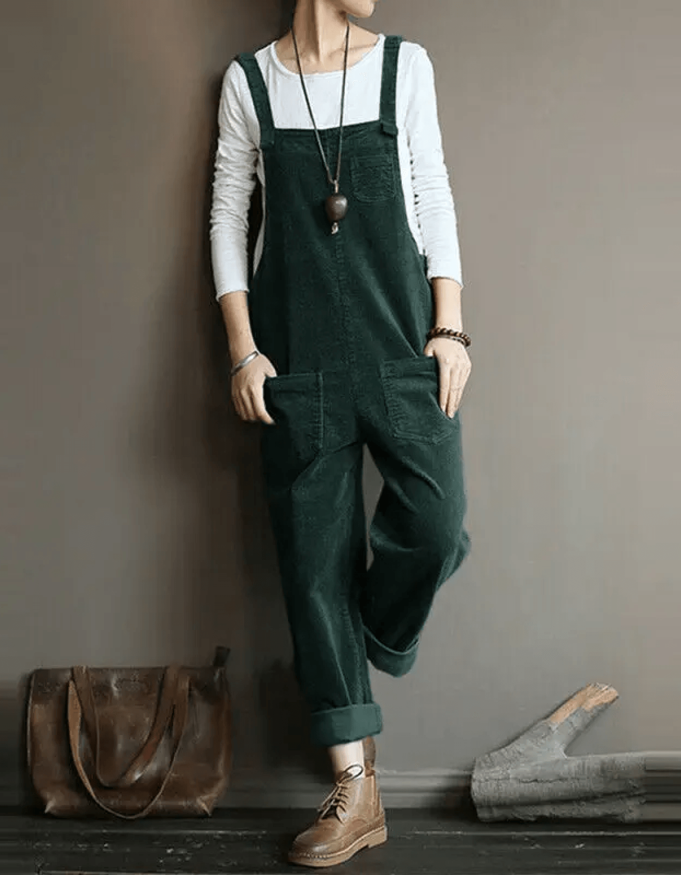 Elegant Women's Jumpsuit Outfit