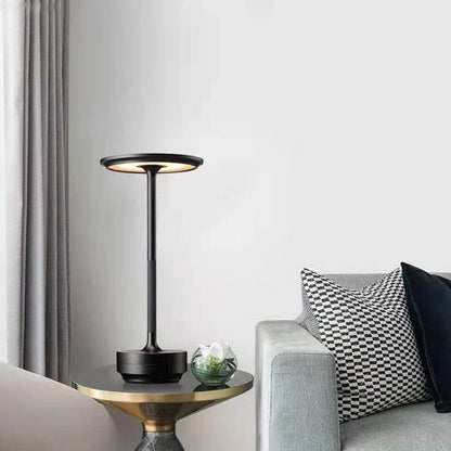 Traditional Office Desk Lamp - OutfitLondon