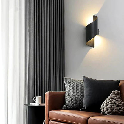 Traditional Living Room Wall Lamp