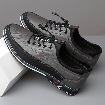 Relaxed Fit Men's Work Shoes with Stretch Laces