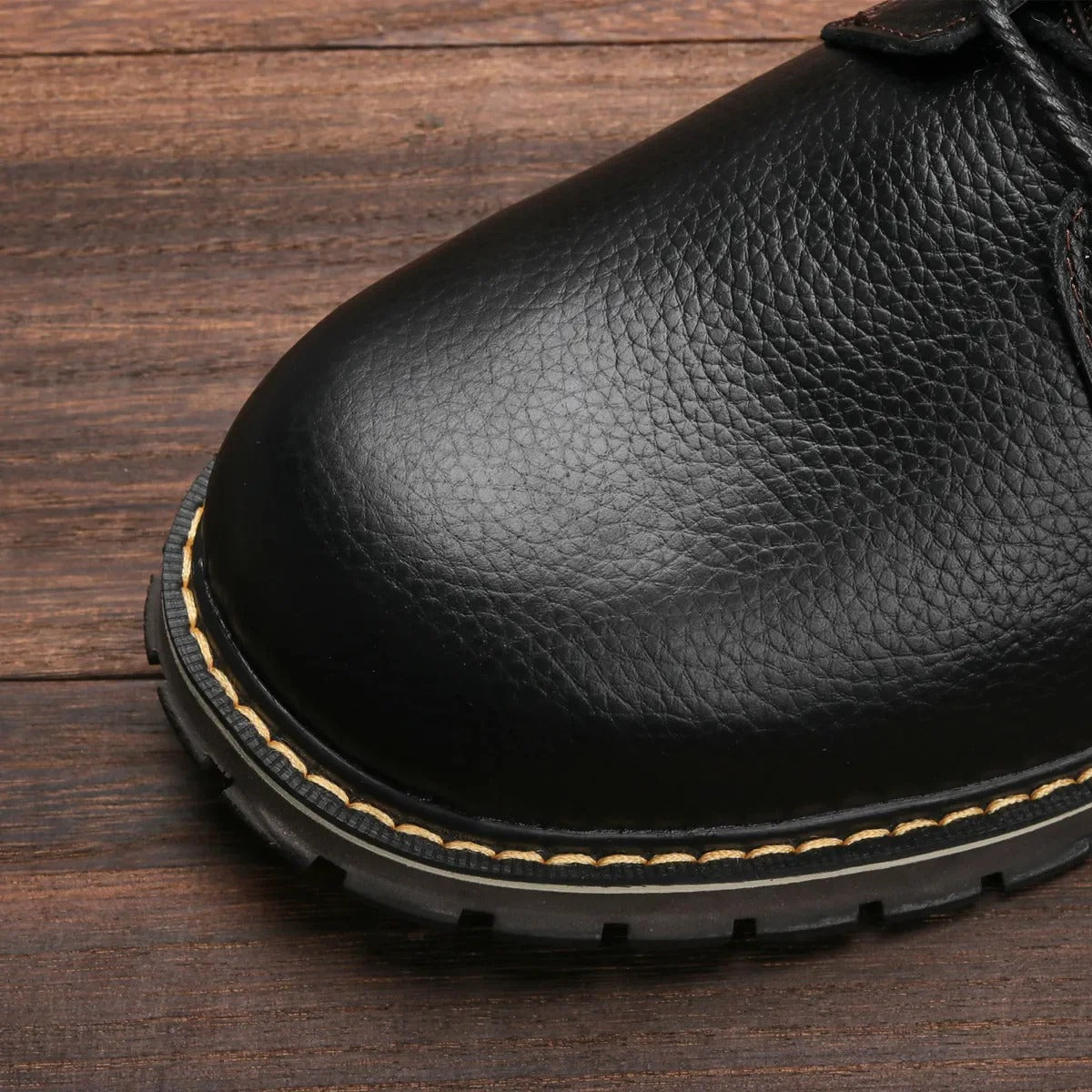 Insulated Black Leather Boots Men