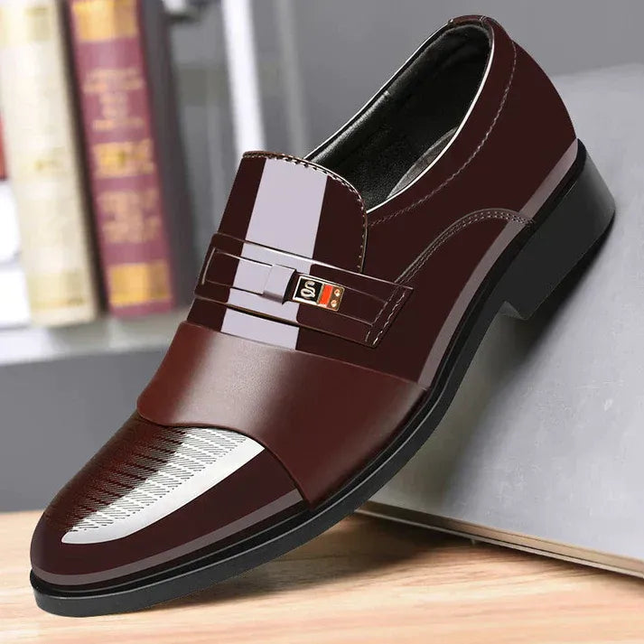 Comfortable Men's Slip On Work Shoes - OutfitLondon