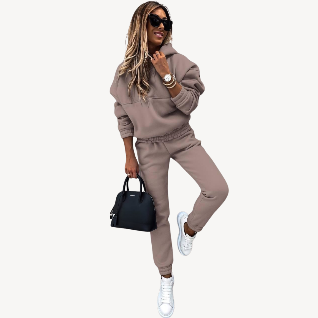 Ladies Comfortable Tracksuit Set - OutfitLondon