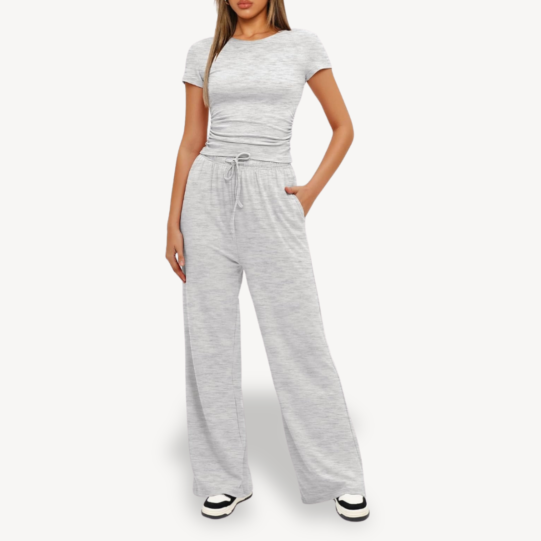 Relaxed Fit Pajama Set for Ladies - OutfitLondon