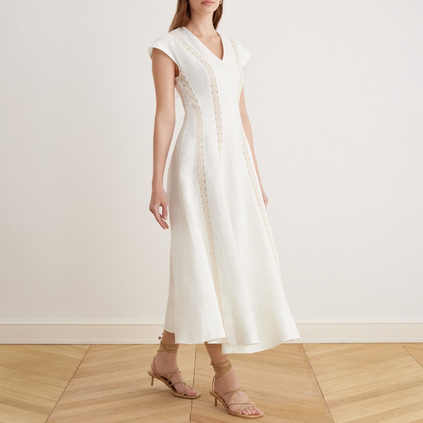 Relaxed Fit V-Neck Linen Sundress - OutfitLondon