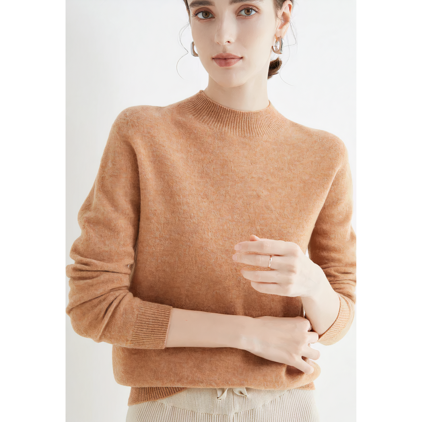 Soft Women's Cashmere Crew Neck Sweater Evelina