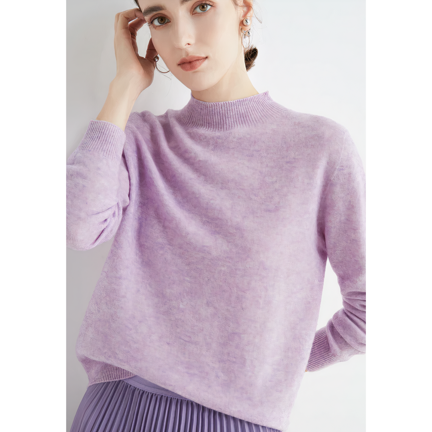 Soft Women's Cashmere Crew Neck Sweater Evelina